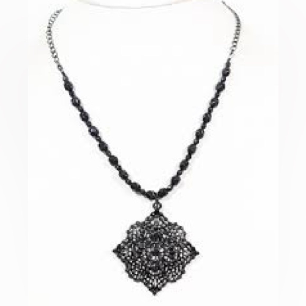 Gothic Black Diamond Mandala Necklace Vintage Avon 18 Inch Adjustable NWT